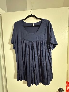 Amazon Navy Short-Sleeve Scoop Neck Tunic Top